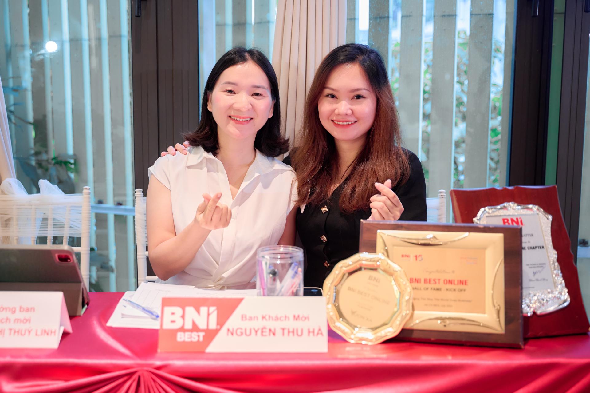 Annie Huỳnh lãnh đạo thương mại tại doanh nghiệp công nghệ triển khai hệ thống bán hàng bài bản